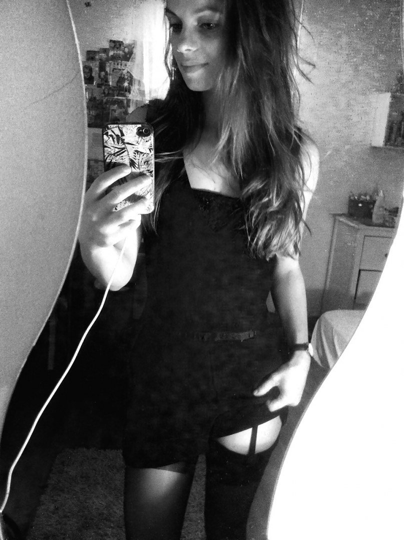 KinkyBrunette de New South Wales,Australia